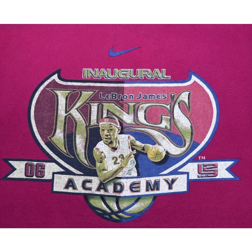 VTG Nike LeBron James INAUGURAL Academy T-Shirt 2006 Size Small